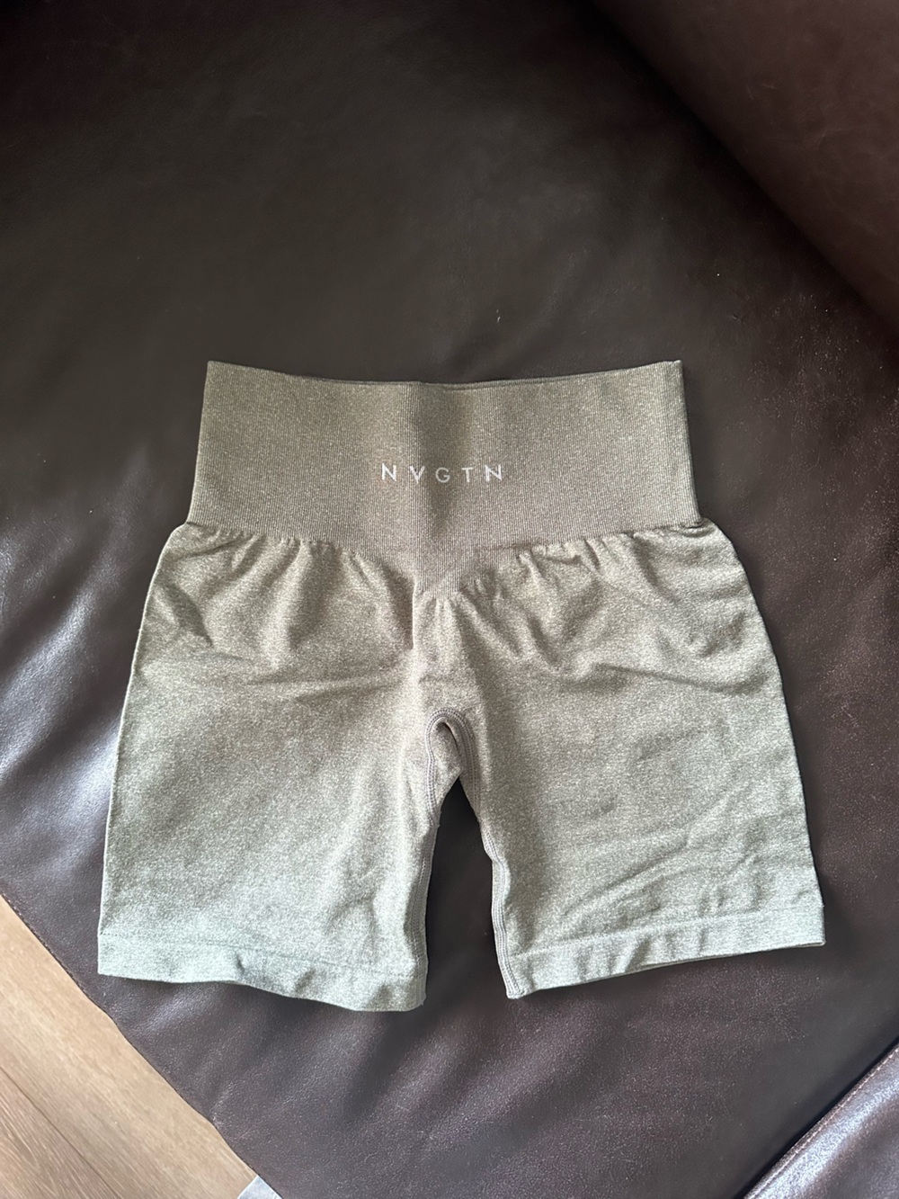 NVGTN pro seamless shorts in Khaki green